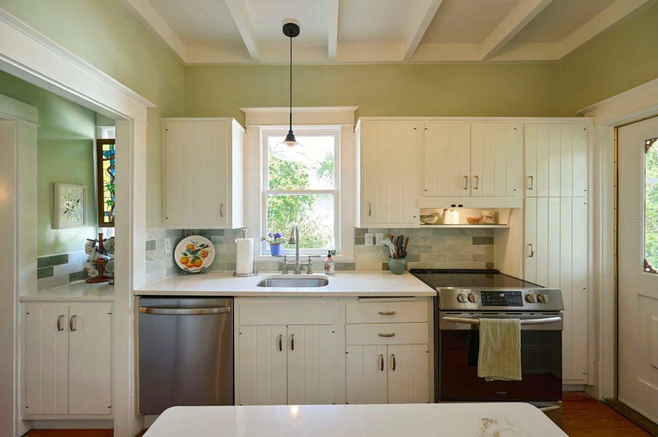 261 N Lakeview Drive, Lake Helen, FL 32744 Photo