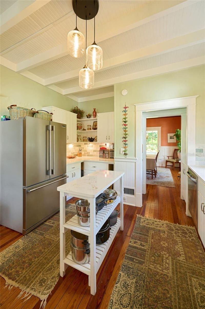 261 N Lakeview Drive, Lake Helen, FL 32744 Photo