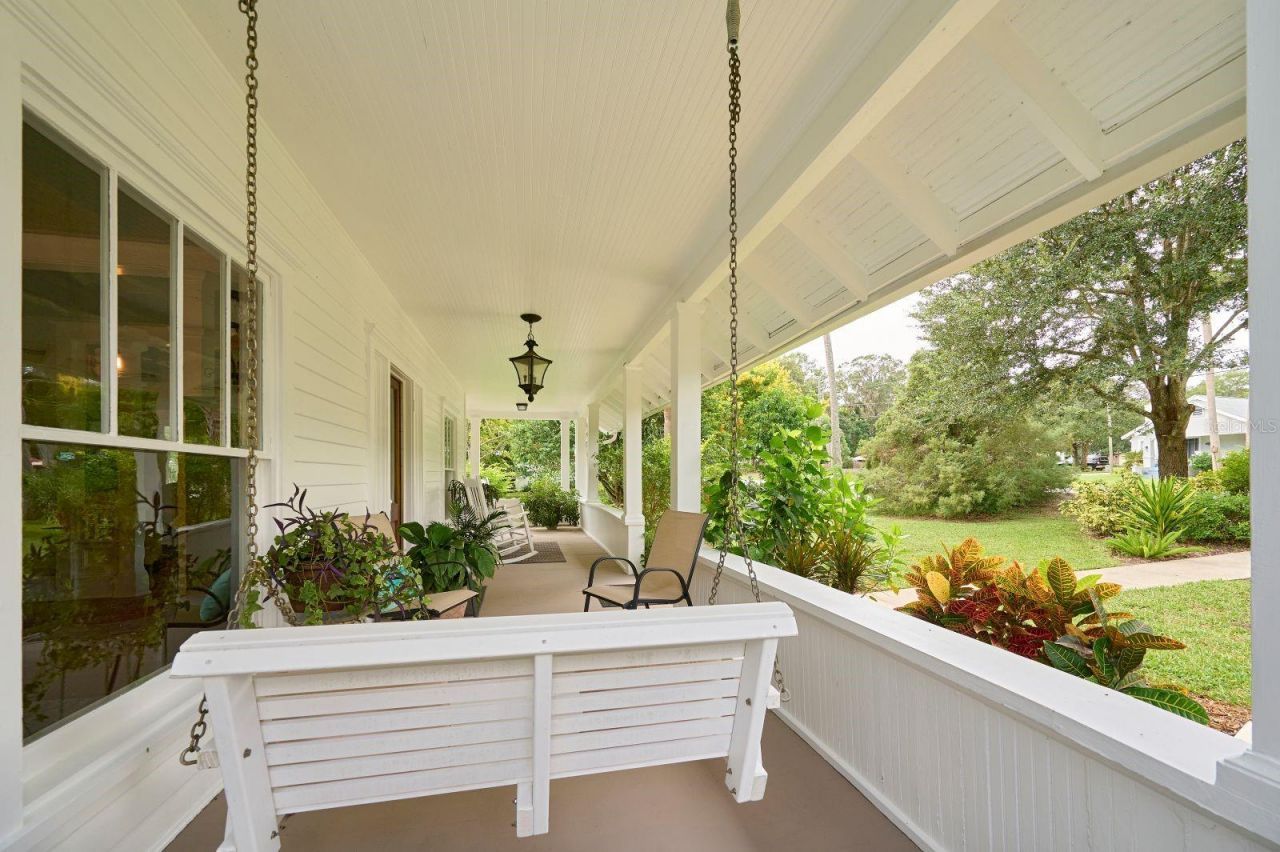 261 N Lakeview Drive, Lake Helen, FL 32744 Photo