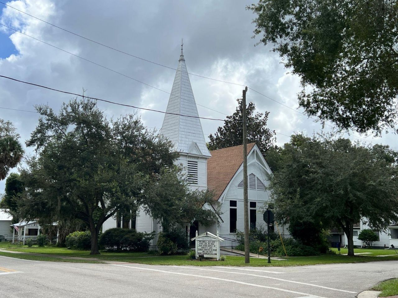 261 N Lakeview Drive, Lake Helen, FL 32744 Photo