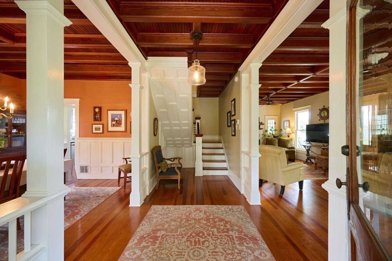 261 N Lakeview Drive, Lake Helen, FL 32744 Photo