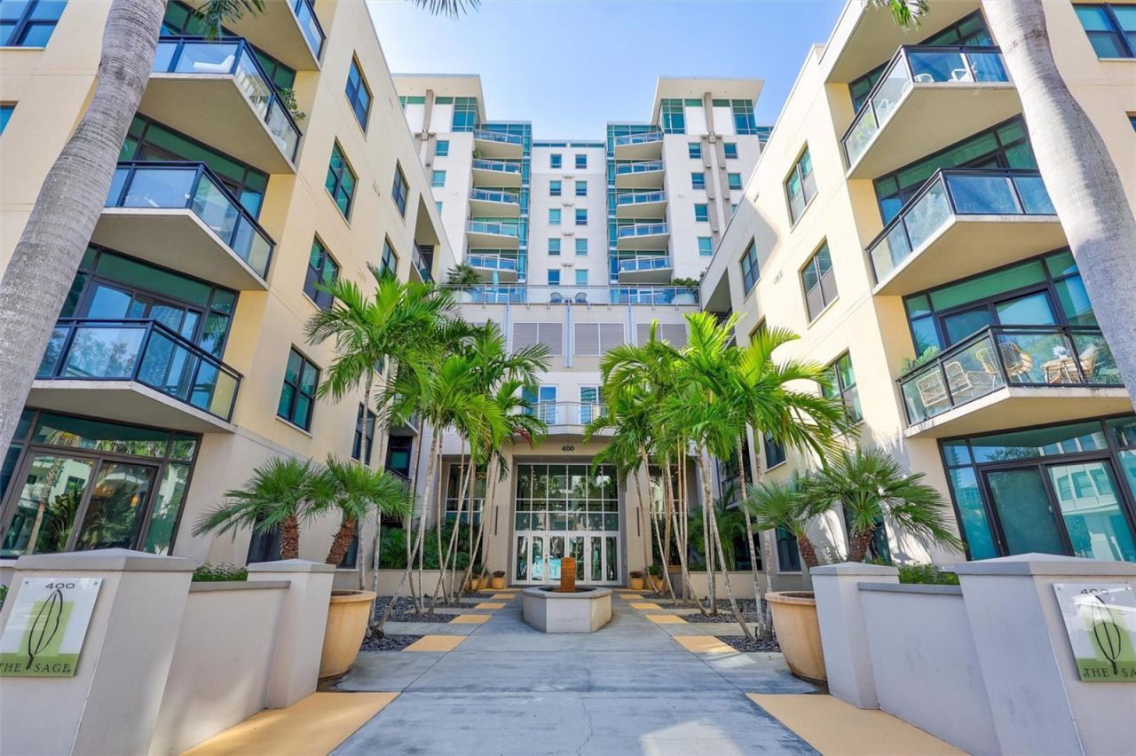 400 4th Avenue S, Unit 707, Saint Petersburg, FL 33701 Main Photo