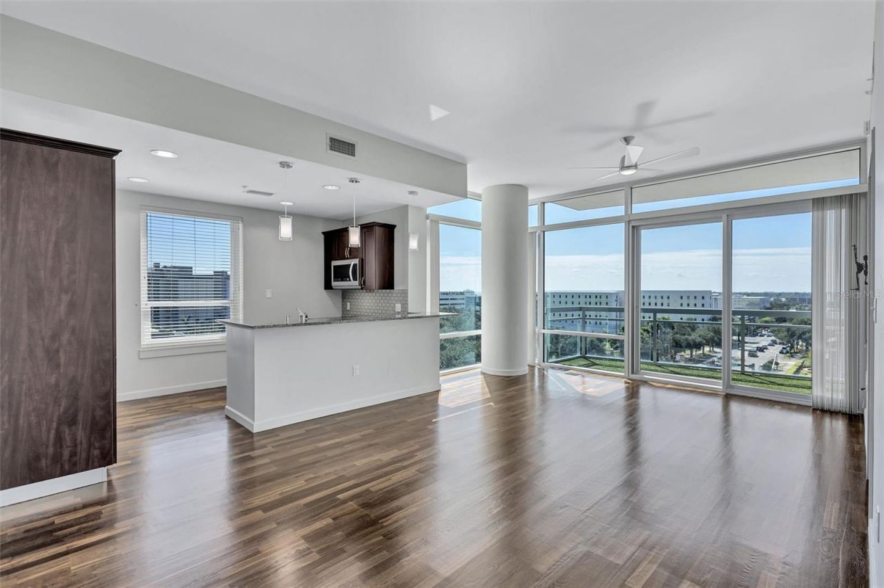 400 4th Avenue S, Unit 707, Saint Petersburg, FL 33701 Photo