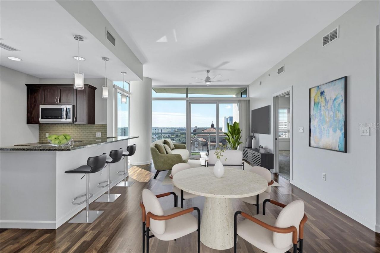 400 4th Avenue S, Unit 707, Saint Petersburg, FL 33701 Photo