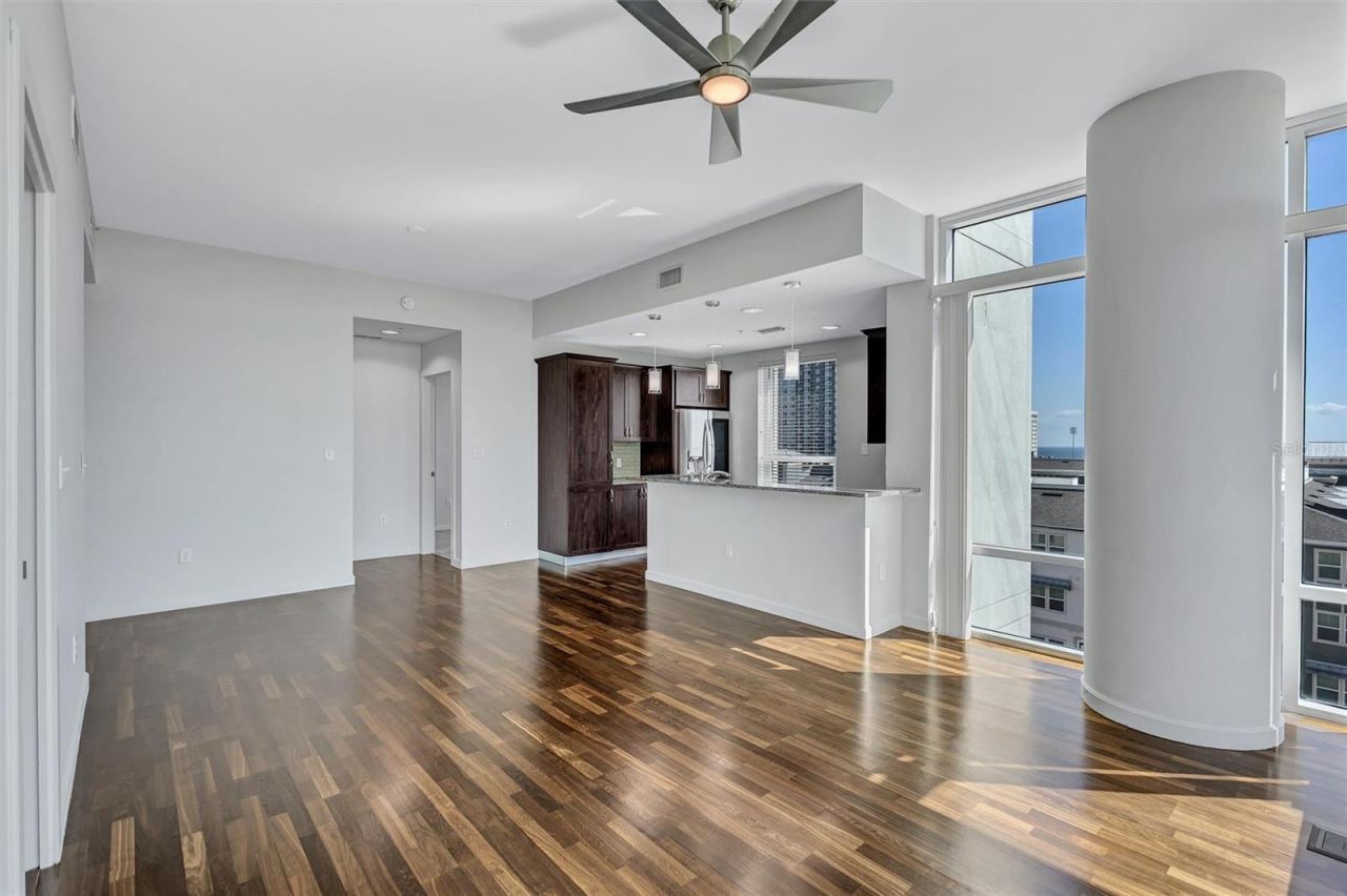 400 4th Avenue S, Unit 707, Saint Petersburg, FL 33701 Photo