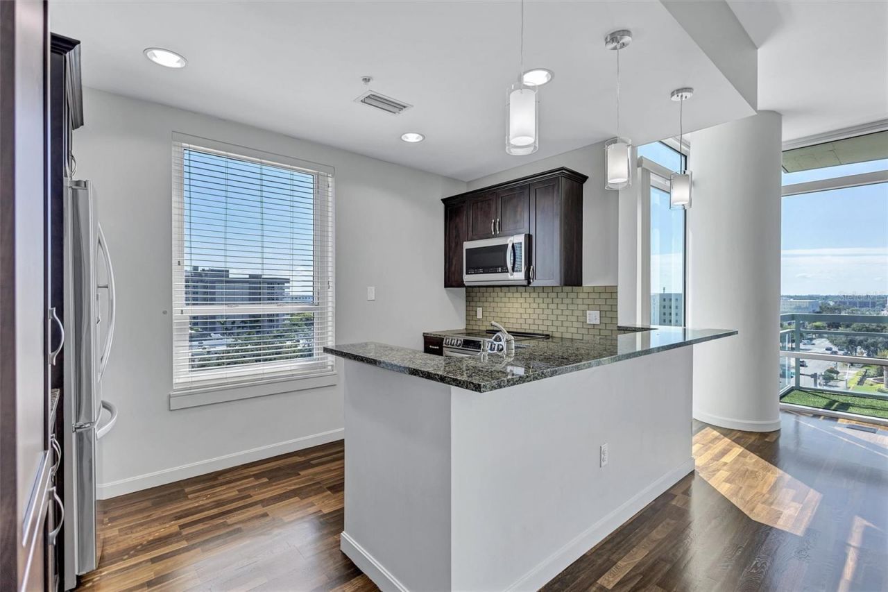 400 4th Avenue S, Unit 707, Saint Petersburg, FL 33701 Photo