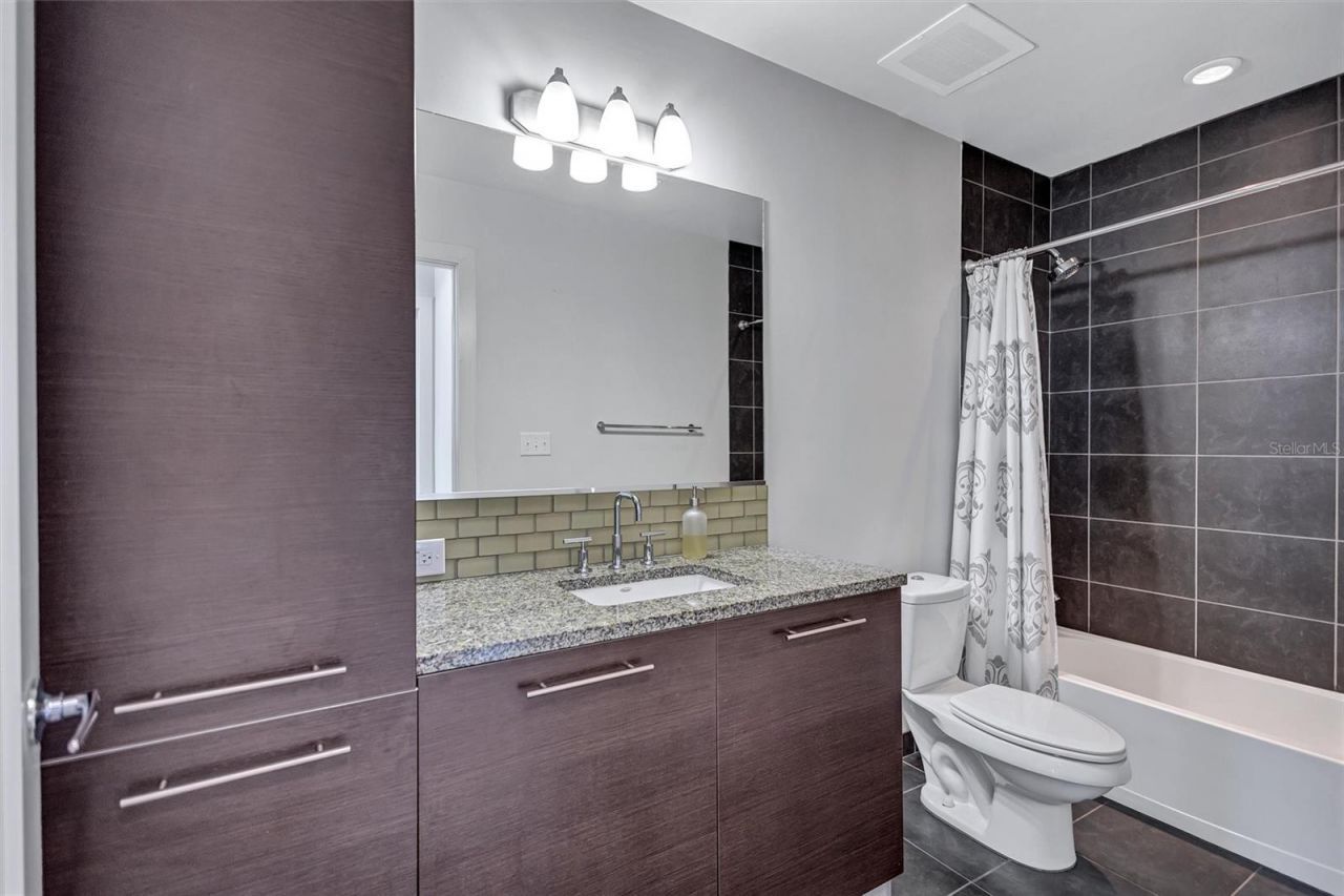 400 4th Avenue S, Unit 707, Saint Petersburg, FL 33701 Photo