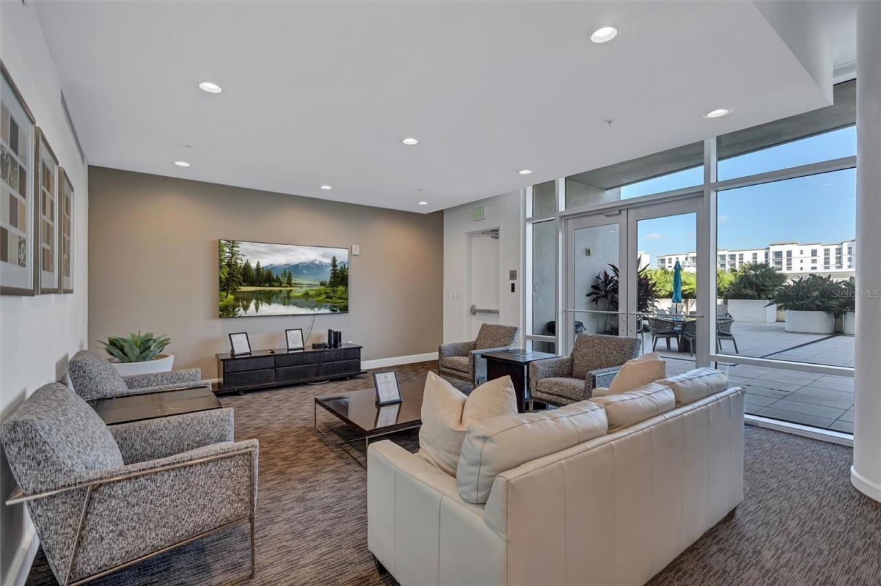 400 4th Avenue S, Unit 707, Saint Petersburg, FL 33701 Photo