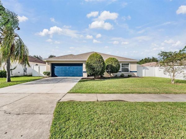 106 WINSTON MANOR CIRCLE, SEFFNER, FL 33584