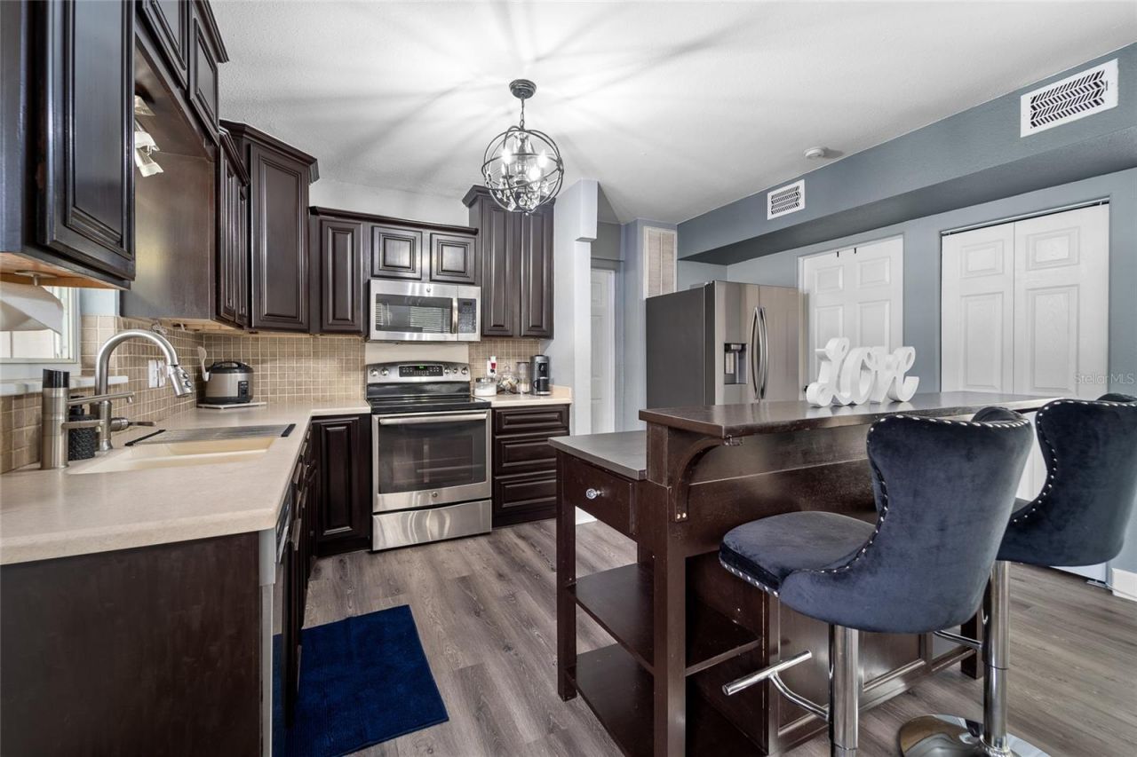 4220 19 Street N, Saint Petersburg, FL 33714 Photo