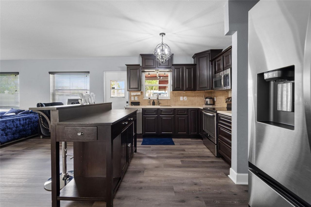 4220 19 Street N, Saint Petersburg, FL 33714 Photo