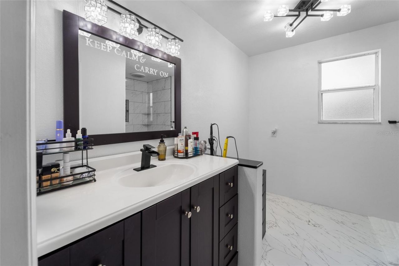 4220 19 Street N, Saint Petersburg, FL 33714 Photo