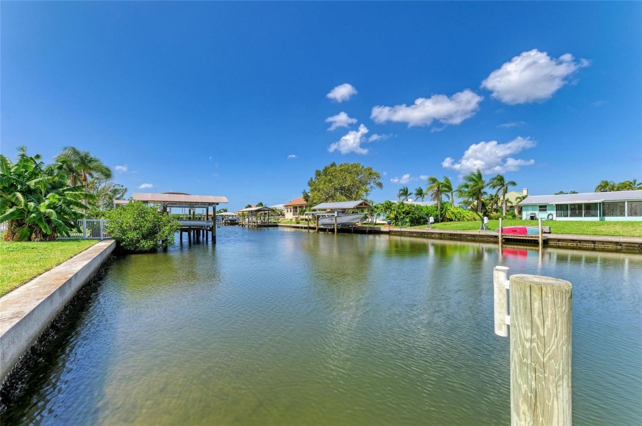 4412 Dolphin Lane, Palmetto, FL 34221 Photo