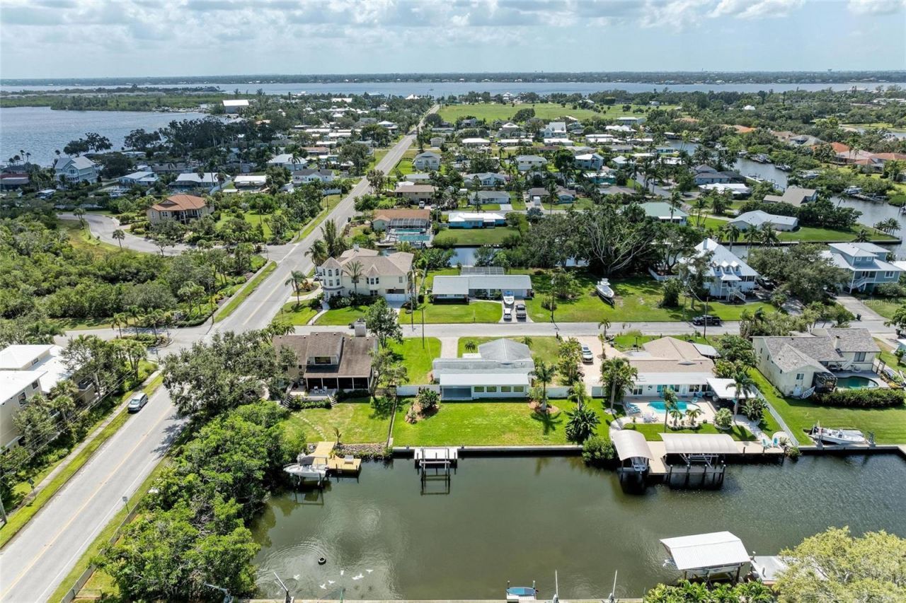 4412 Dolphin Lane, Palmetto, FL 34221 Photo