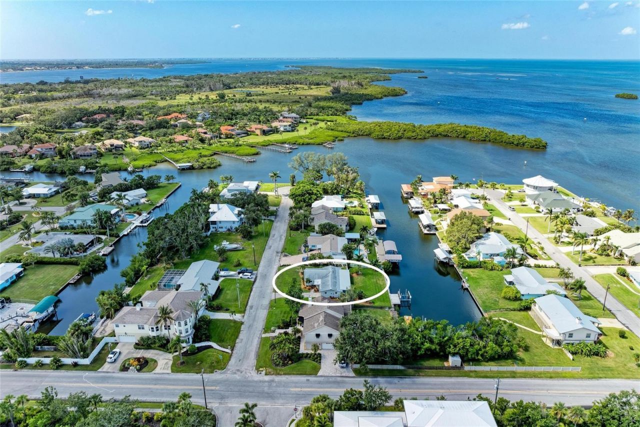 4412 Dolphin Lane, Palmetto, FL 34221 Photo