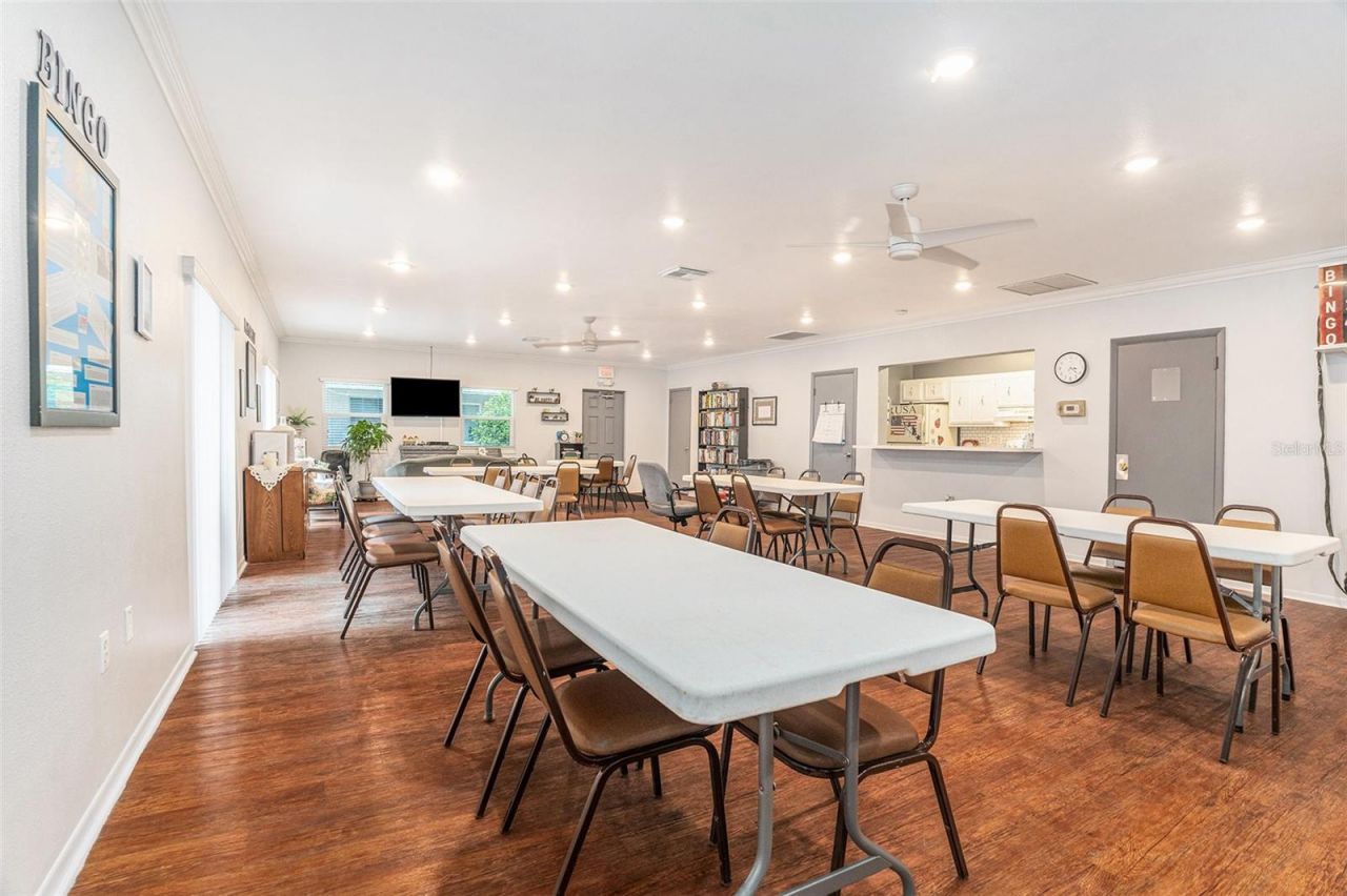 801 83rd Avenue N, Unit 127, Saint Petersburg, FL 33702 Photo