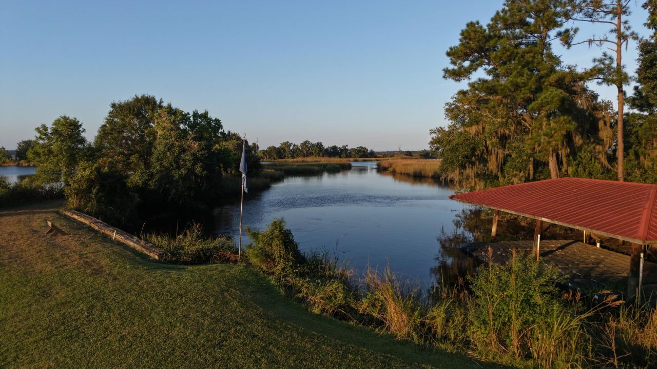 1451 River Road Photo 32