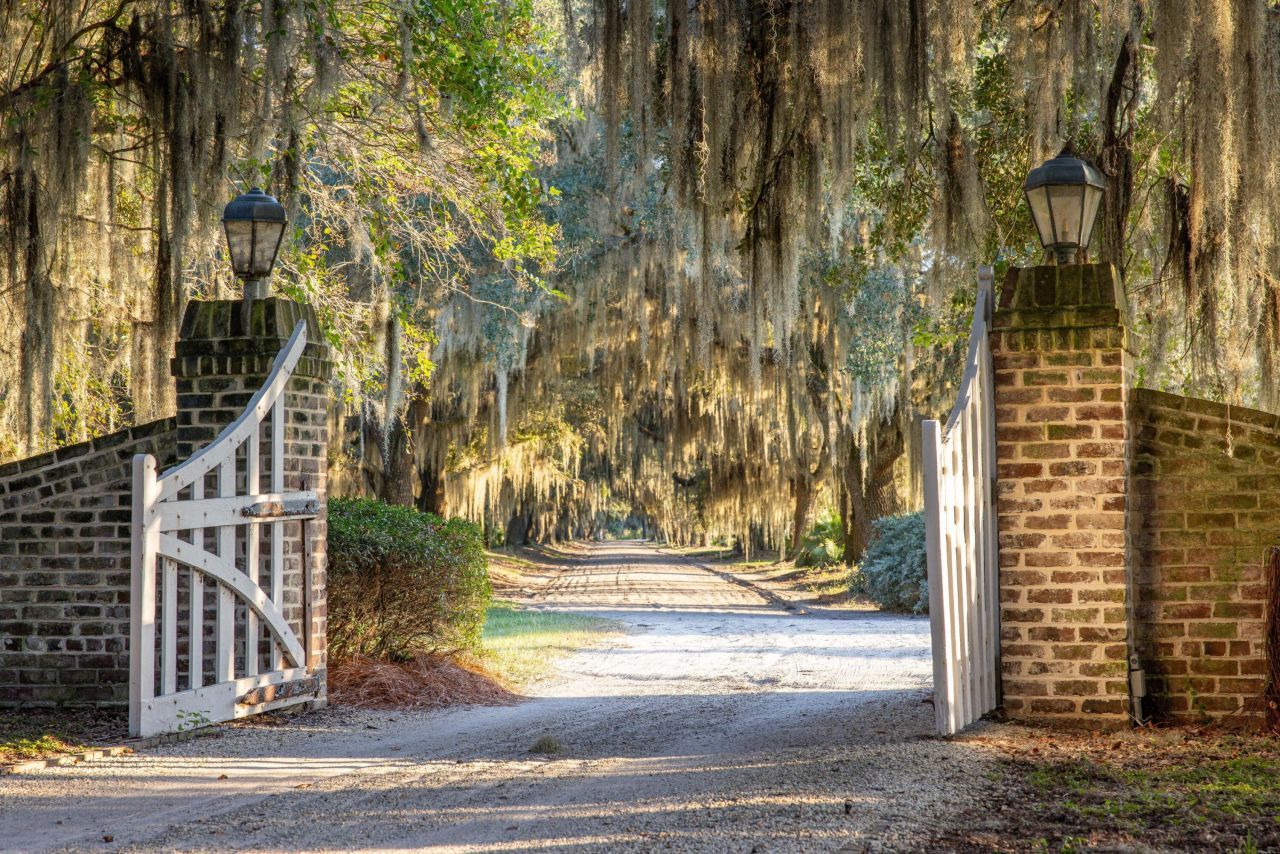 1451 River Road Photo 6