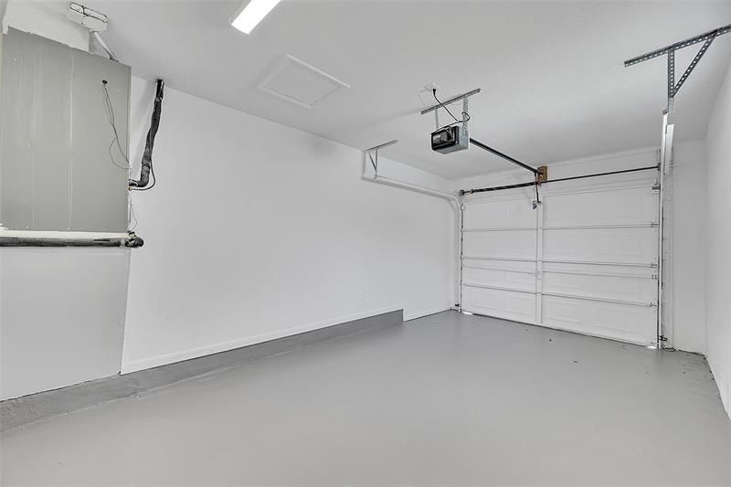 6925 NW 11th St, Margate, FL 33063 Photo