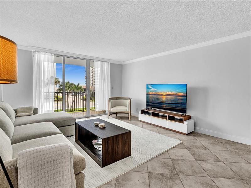 1150 Hillsboro Mile, Unit 204, Hillsboro Beach, FL 33062 Photo