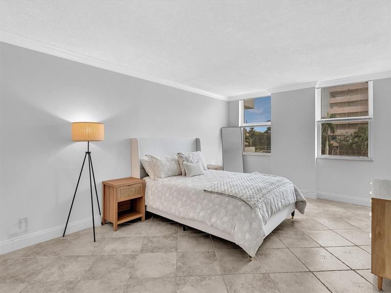 1150 Hillsboro Mile, Unit 204, Hillsboro Beach, FL 33062 Photo