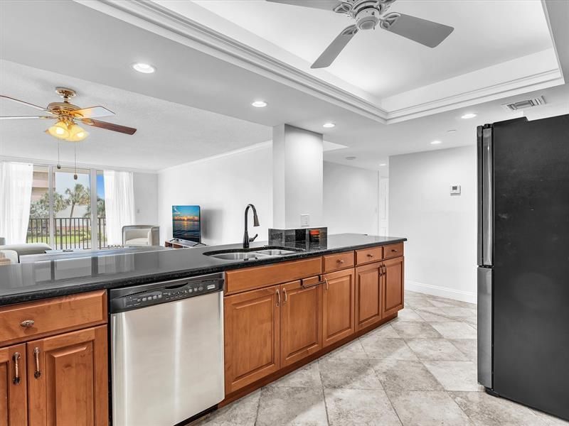 1150 Hillsboro Mile, Unit 204, Hillsboro Beach, FL 33062 Photo