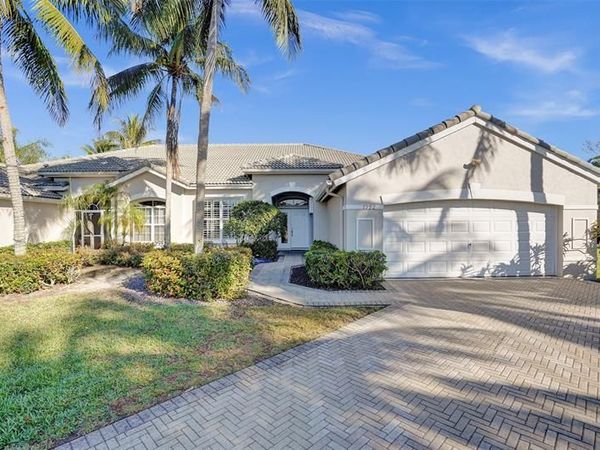 7992 Rockford Road, Boynton Beach, FL 33472