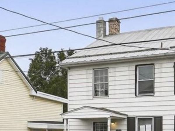 45 W DAHLGREN STREET, GREENCASTLE, PA 17225