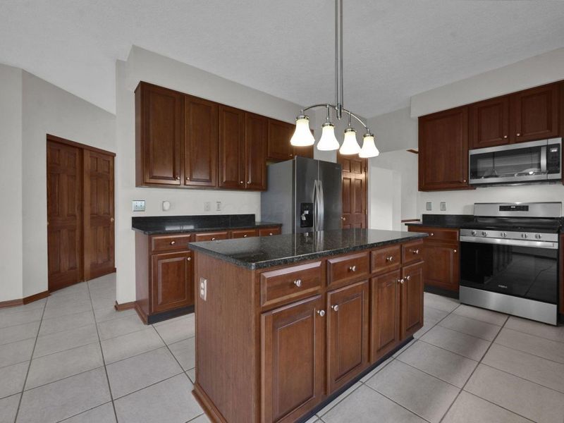 6110 Parkmeadow Lane, Hilliard, OH 43026 Photo 14