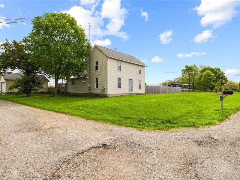 7588 Stringtown Road, Mechanicsburg, OH 43044 Photo 2