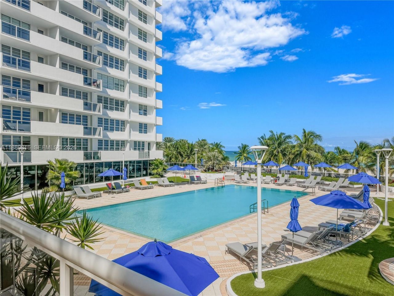 100 Lincoln Rd, Unit 323, Miami Beach, FL 33139 Photo