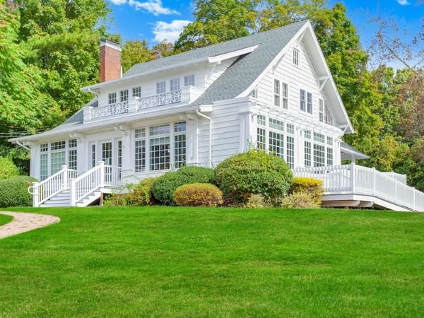 71 Cedar, Branford, CT 06405