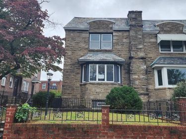 1305 E CARDEZA STREET, PHILADELPHIA, PA 19119