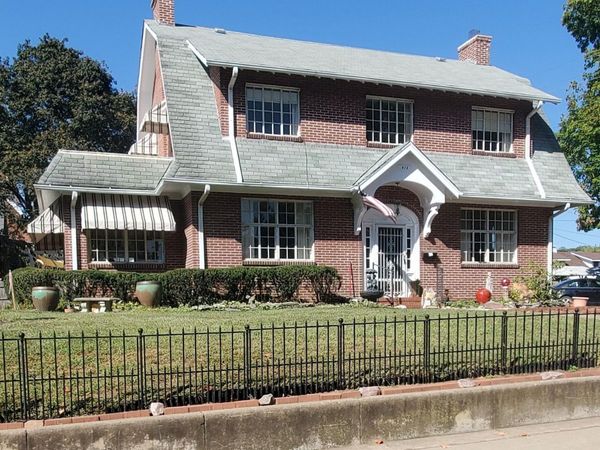 415 10th, Fort Madison, IA 52627