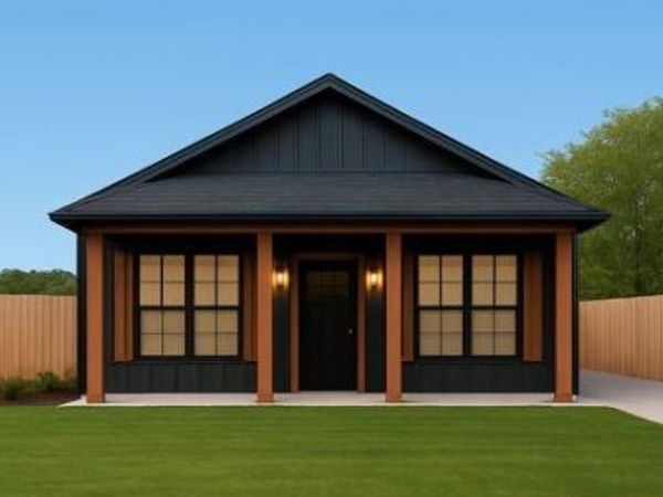 1004 E Highland, Comanche, TX 76442