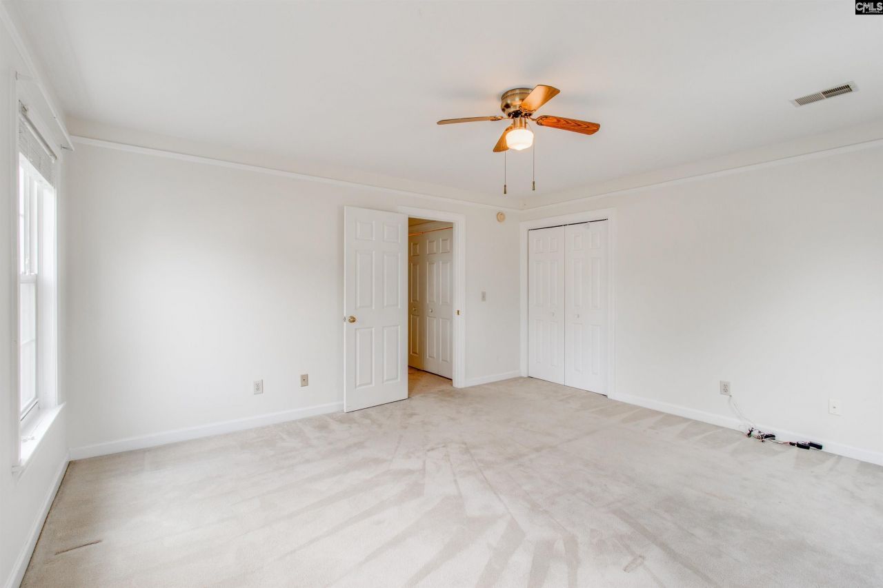 104 Steeple Drive Photo 34