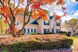 104 Steeple Drive photo 4