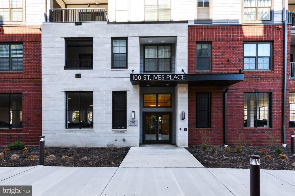 100 Saint Ives, Place, Unit #301, National Harbor, MD 20745 Main Photo