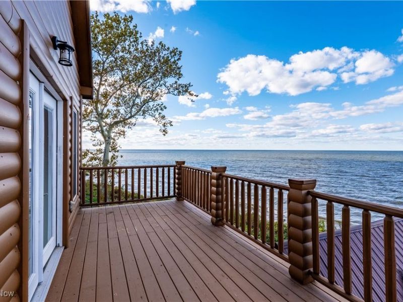 5919 Lake Road W, Ashtabula, OH 44004 Photo 3