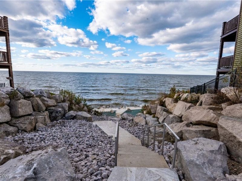 5919 Lake Road W, Ashtabula, OH 44004 Photo 5