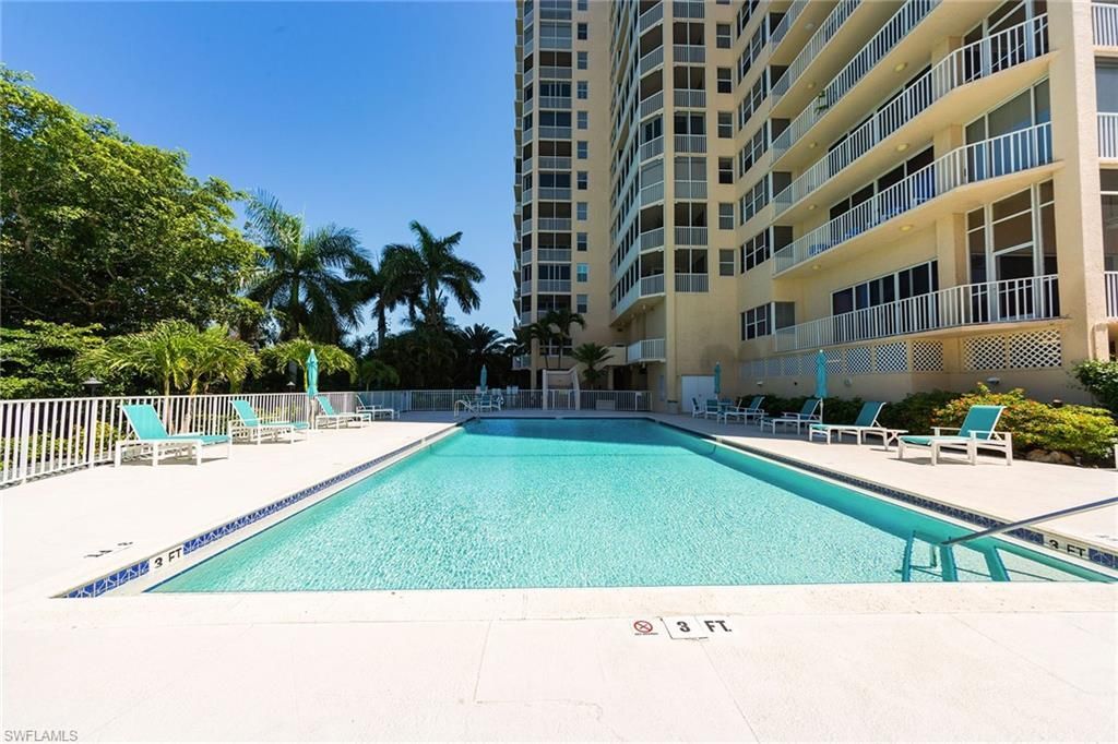 5550 Heron Point Dr, Unit 1802, Naples, FL 34108 Photo