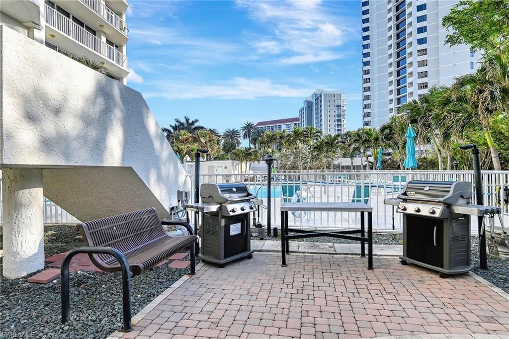 5550 Heron Point Dr, Unit 1802, Naples, FL 34108 Photo