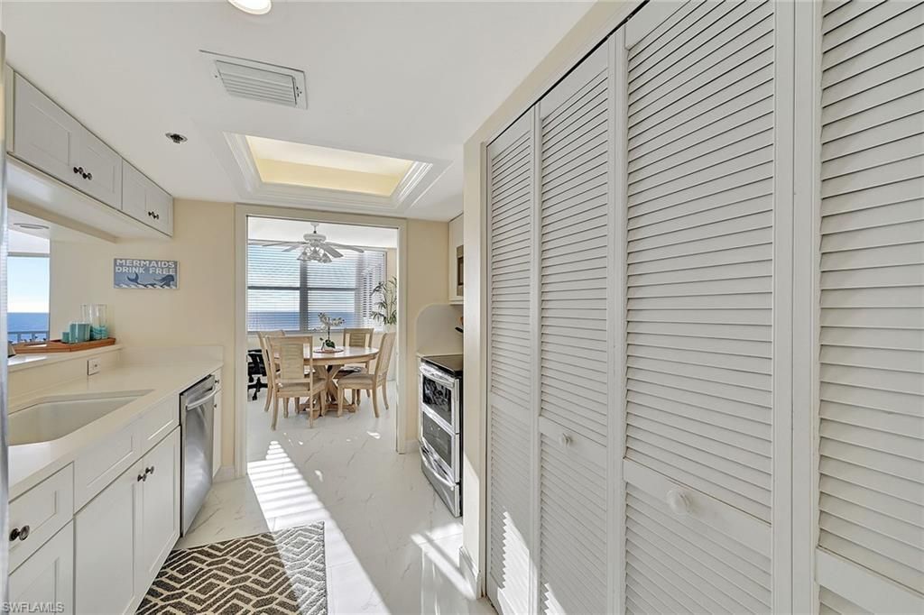 5550 Heron Point Dr, Unit 1802, Naples, FL 34108 Photo
