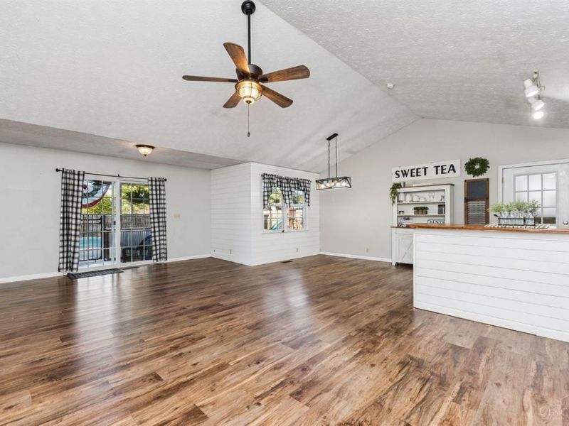 265 Barbour Drive, Aberdeen, OH 45101 Photo 14