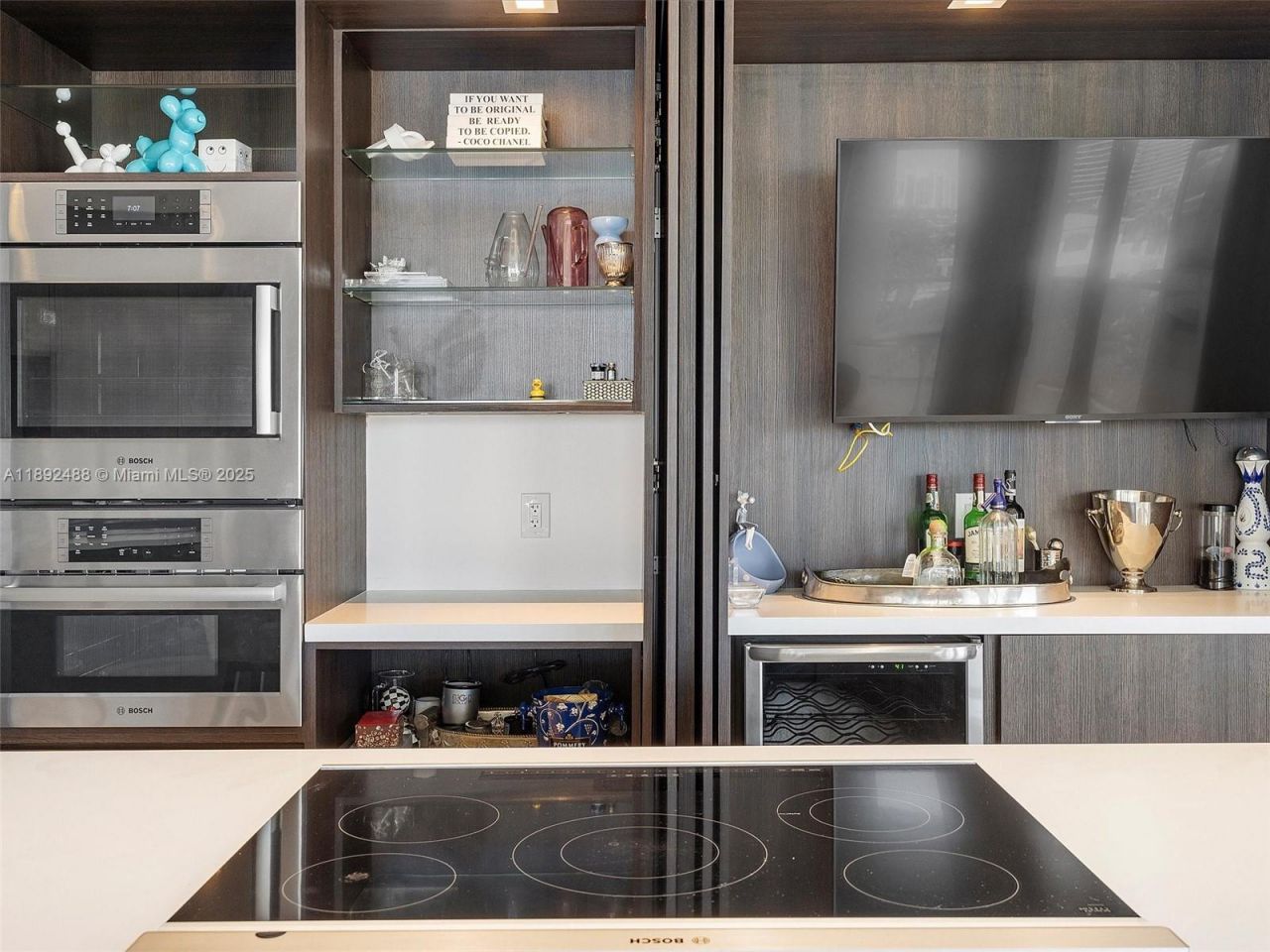 4000 Island Blvd, Unit 606, Aventura, FL 33160 Photo