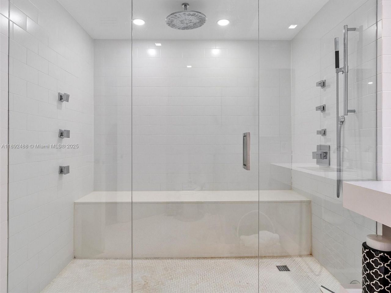 4000 Island Blvd, Unit 606, Aventura, FL 33160 Photo