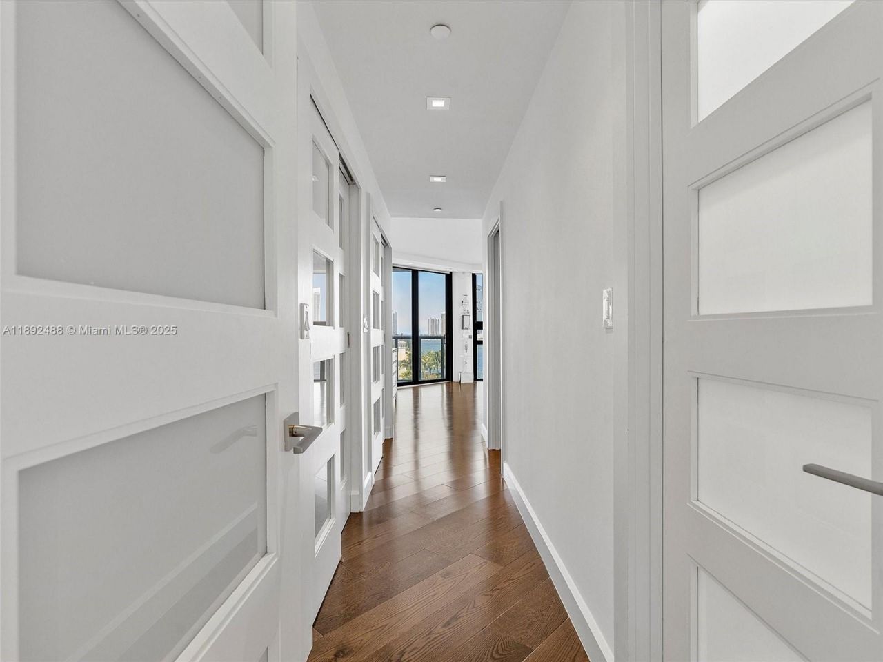 4000 Island Blvd, Unit 606, Aventura, FL 33160 Photo