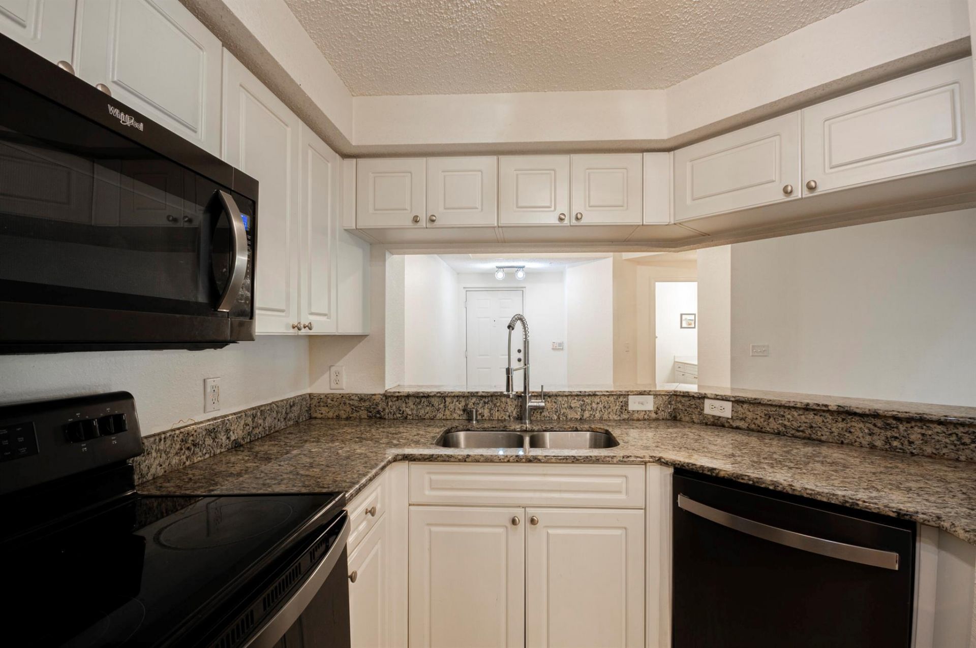 3020 Alcazar Place, Unit 106, Palm Beach Gardens, FL 33410 Photo