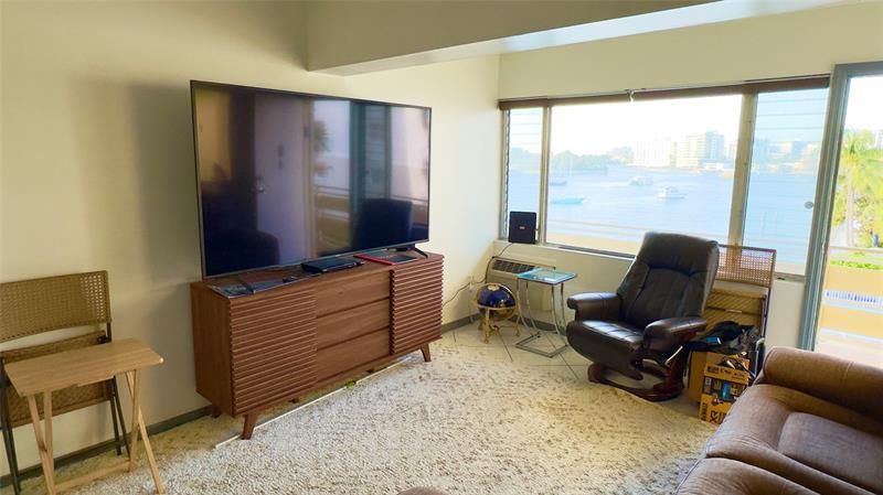 9 N Birch Road, Unit 403, Fort Lauderdale, FL 33304 Photo