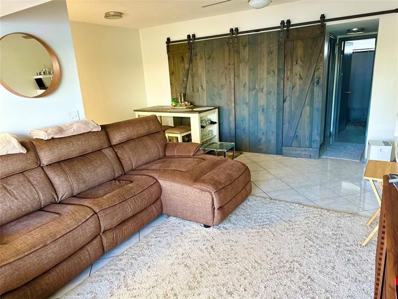 9 N Birch Road, Unit 403, Fort Lauderdale, FL 33304 Photo